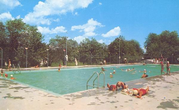 Algonac Lions Swimming Pool (newer photo)